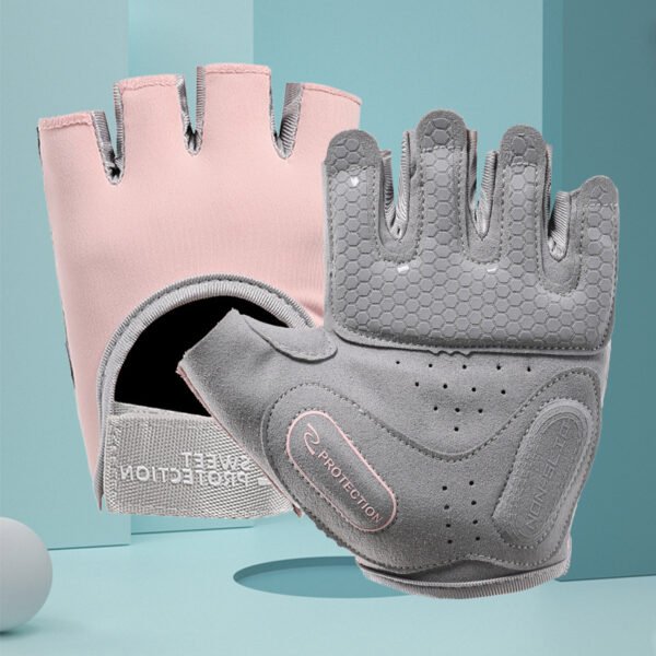 workout training gloves for gym exercise and bodybuilding